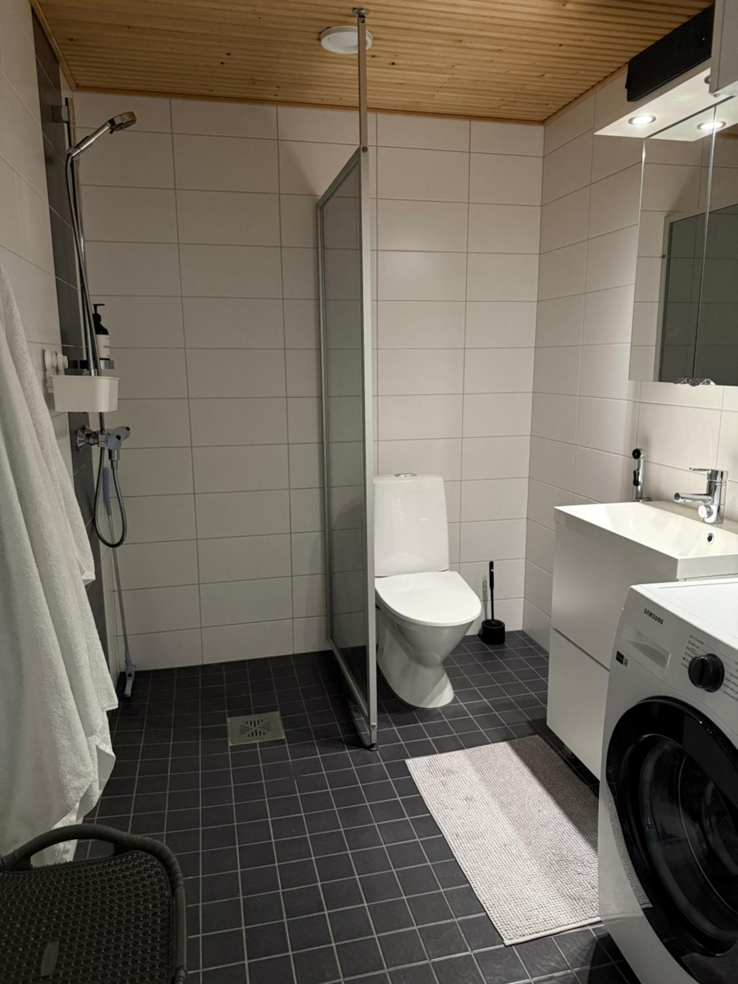 Cozy Top-Floor Studio In Turku - Near City Center Eksteriør billede